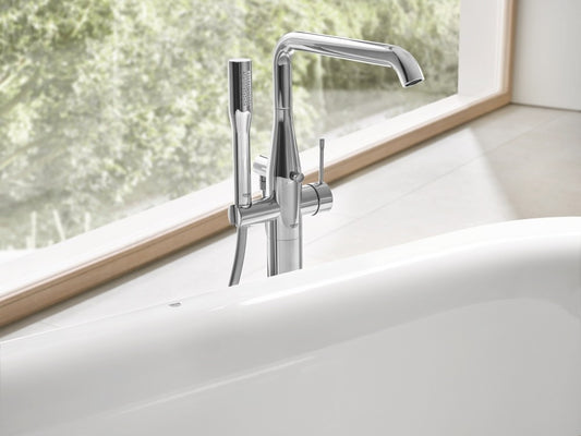 Grohe Essence Baterie cada freestanding