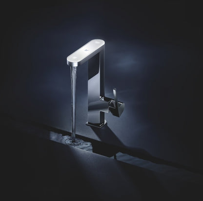 Baterie chiuveta baie Grohe Plus, pipa pivotanta si afisaj LED, marime M