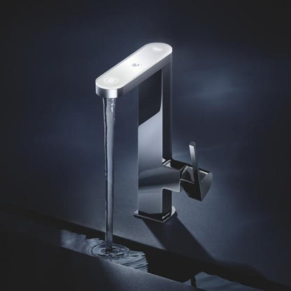 Baterie lavoar Grohe Plus, pipa pivotanta si afisaj LED, ventil click clack