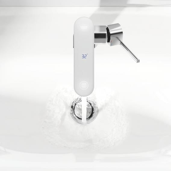 Baterie lavoar Grohe Plus, pipa pivotanta si afisaj LED, ventil click clack
