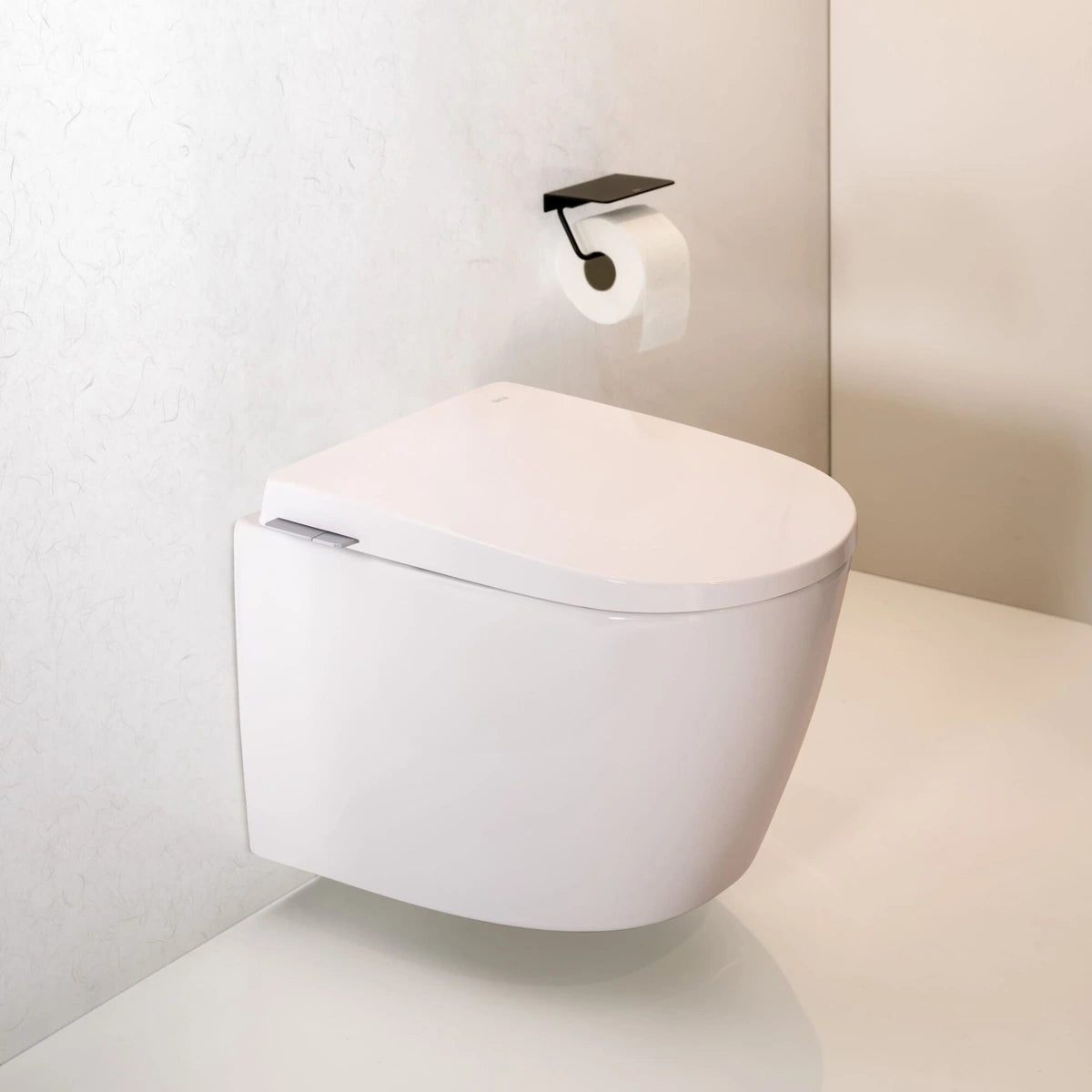 Roca Avant In-Tank vas WC suspendat Supraglaze, ambient in baie cu finisaj deschis