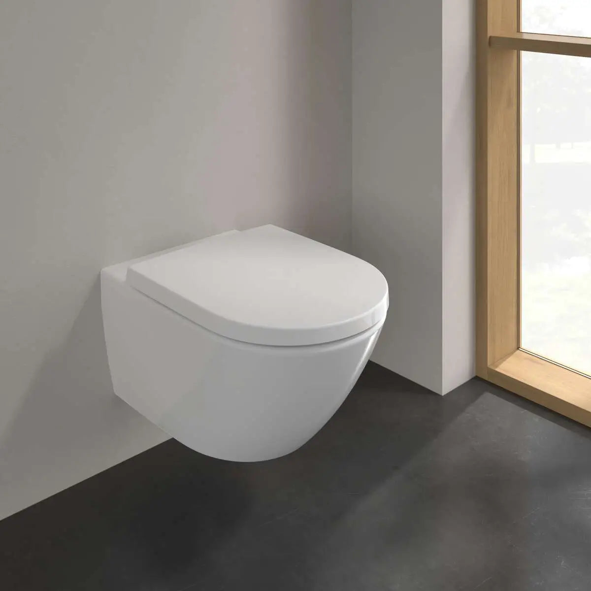 Vas WC suspendat Villeroy & Boch Subway 3.0 TwistFlush CeramicPlus 37x56 cm evacuare orizontala, alb mat