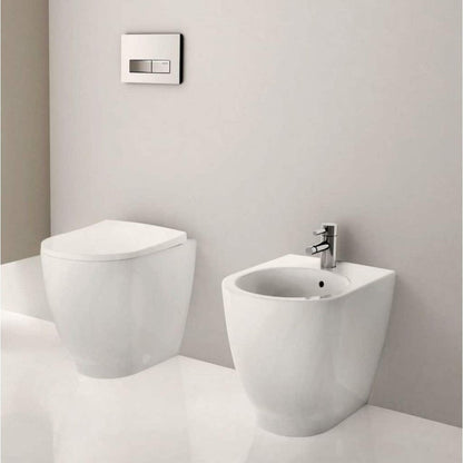 Set Vas WC pe pardoseala cu capac si bideu Geberit Acanto Rimfree 35x51 cm evacuare orizontala sau verticala, lipit de perete