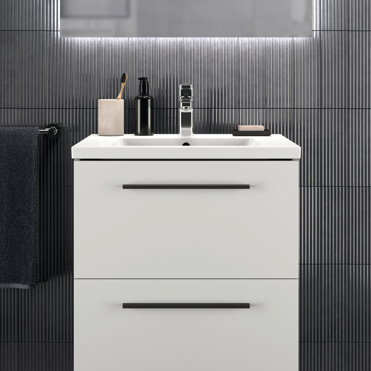 Lavoar baie suspendat Ideal Standard I.Life B 61x51 cm, cu orificiu pentru baterie - ambient 1